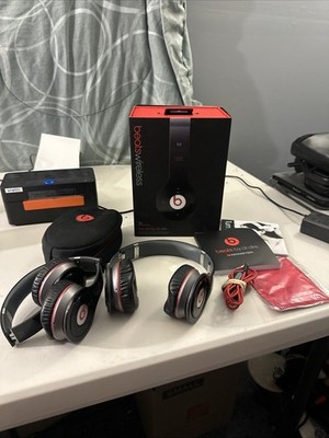 Beats Wireless Headphones Version 2 Monster MH BTS ON SO BT + Aux & Case READ