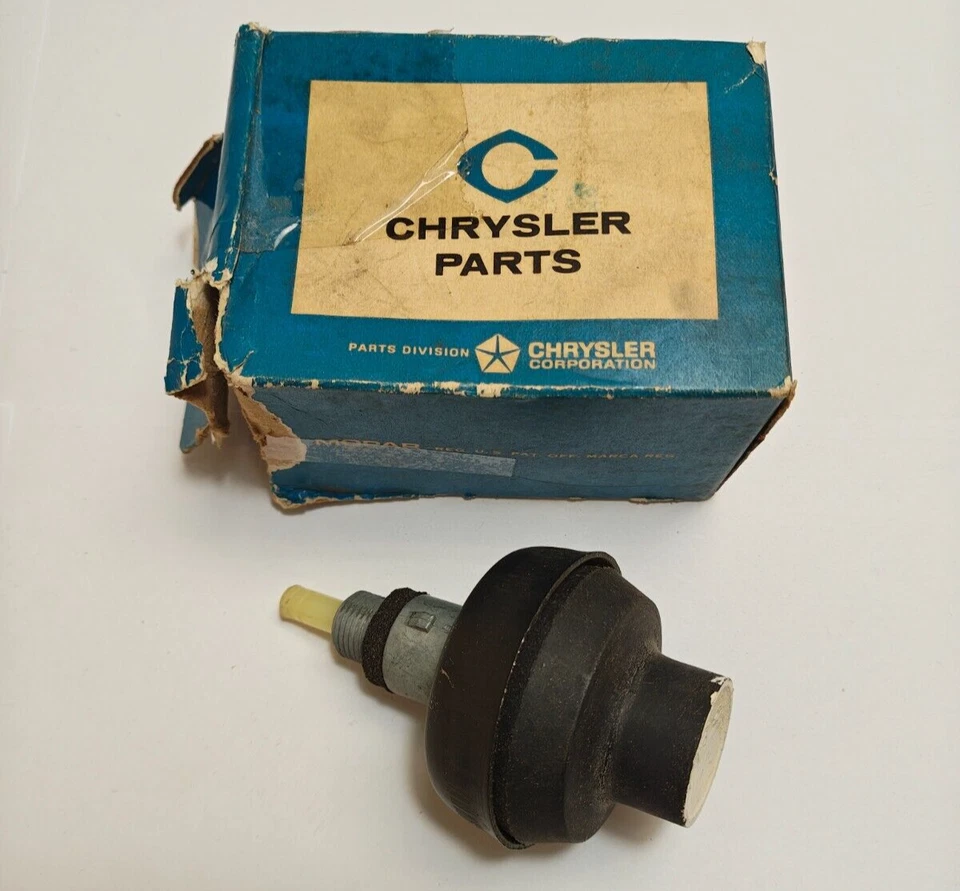 1960-1962 Dodge Truck D100 Series P100 Foot Windshield Washer Pump 1887630 NOS. - Image 3 of 4