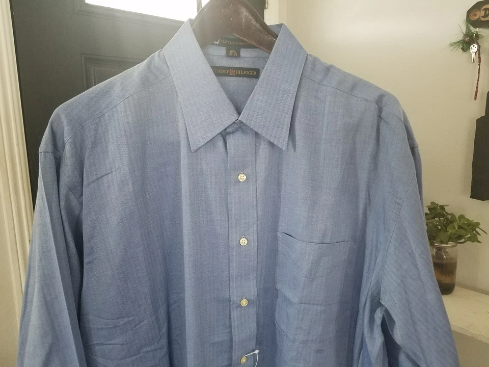 Camisa de vestir Tommy Hilfiger para hombre 100 % algodón lisa azul cielo 16,5 32-33 L $49,50 Foto 2 de 4