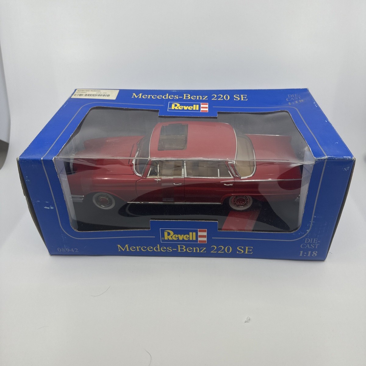 REVELL 08942 1/18 1:18 Mercedes Benz 220 SE | eBay