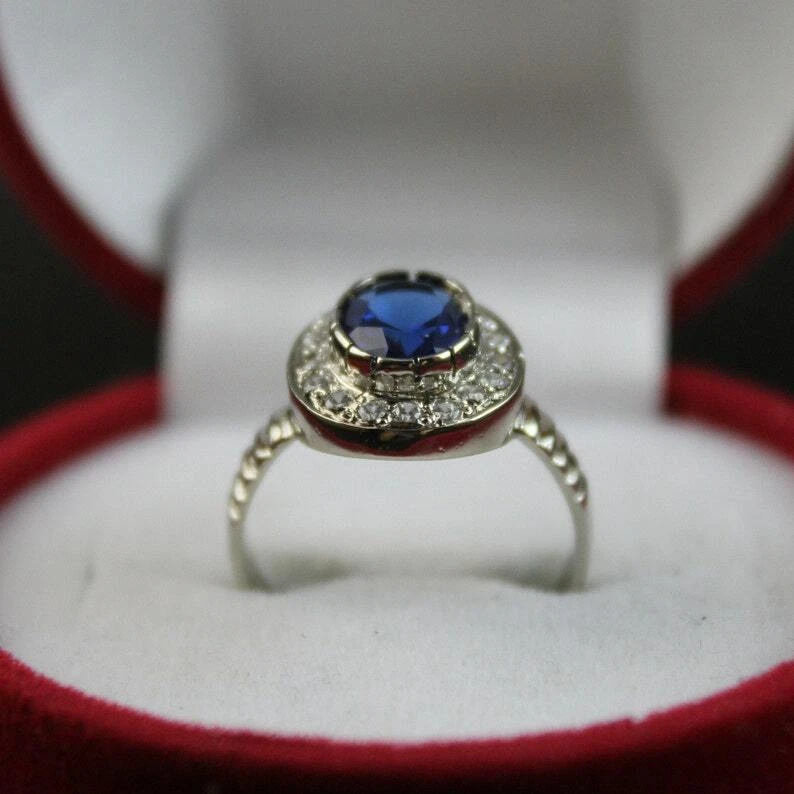 Elegant Oval Shape Blue Zircon Handmade Ring in 925 Silver Sterling for Men - Image 4 of 4