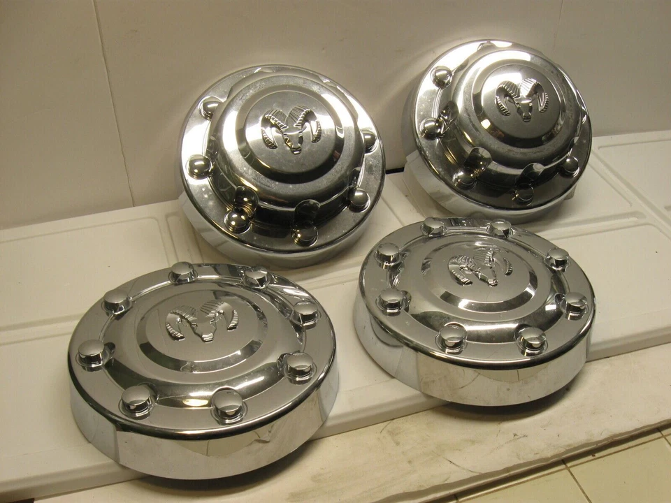 Juego de 4 cubiertas de tapacubos de rueda de camioneta Dodge de la década de 1990 NOS 52038272AB OEM - D3 Foto 2 de 4