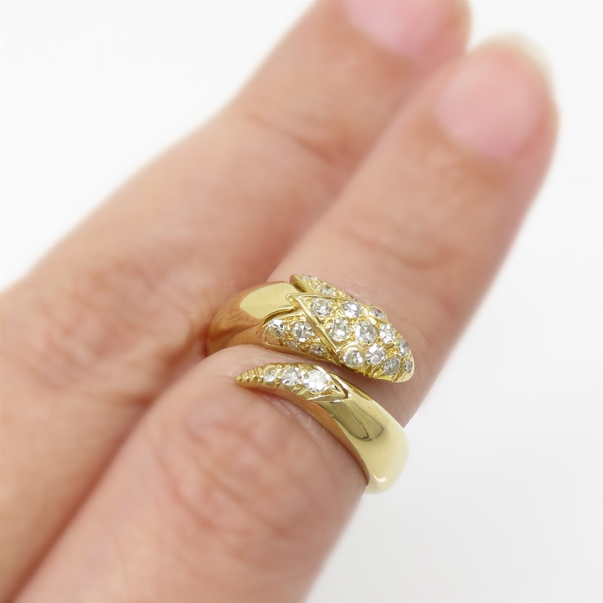 NYJEWEL Christian Dior 18k Yellow Gold Snake Diamond Wrap NYJEWEL Christian Dior 18k Yellow Gold Snake Diamond Wrap