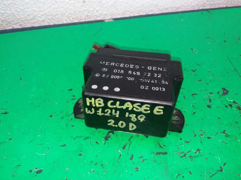 0185457232 glühkerzensteuergerät für MERCEDES-BENZ SEDAN 200 D  
