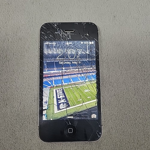 Apple iPhone 4 8GB Black iOS 7.1.2 Cracked MD146LL/A - 134 Songs 6 Apps - READ