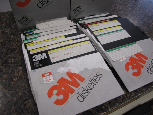 Lot of (26) 3M 8" Floppy Disks SS DD Single Side w/WP w/1988 Olympic Games box - Photo 2/5