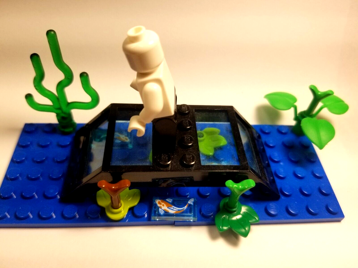 LEGO Minifigure Fish KOI Pond with Walk Over Bridge Asian backyard Plants  Lily