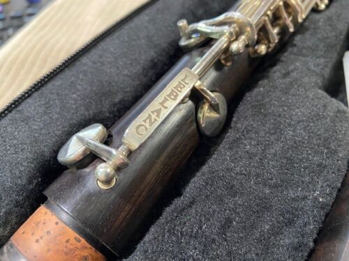 CLARINETE INTERMEDIO LEBLANC BLISS L210 MARRÓN MADERA GRANADILLA LLAVES DE NÍQUEL - Imagen 5 de 10