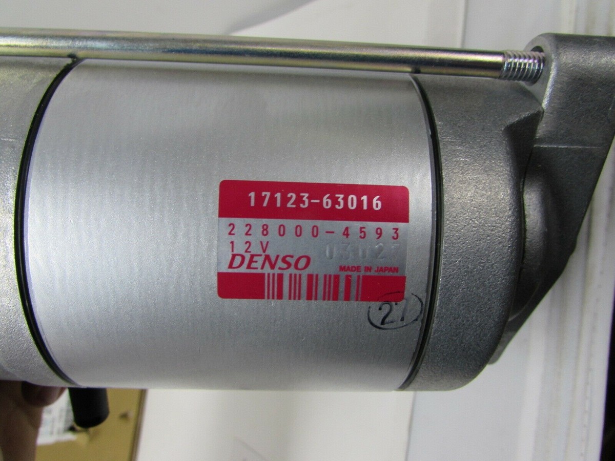 マルタです。 マルタ ダイニングテーブル スチールレッグ 180 / 200 / 220