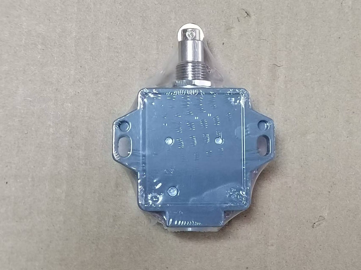 CHINT YBLX-JW2-11H/L 1NO 1NC AC220V DC220V Travel Limit Switch