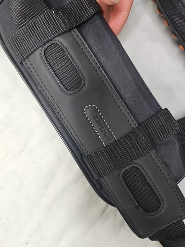Targus Heavy Duty laptop bag Good Condition - Photo 10/11