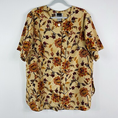 Maggie Barnes Button Top 18 Floral Short Sleeve Blouse