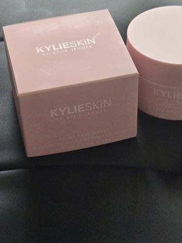 kylie cosmetics Moisturizing Cream 1.7oz Brand New With Box High End Cosmetics - Picture 3 of 6