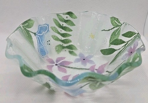Plato de baratija floral transparente firmado con flores de primavera con volantes de vidrio artístico fundido - Imagen 2 de 8