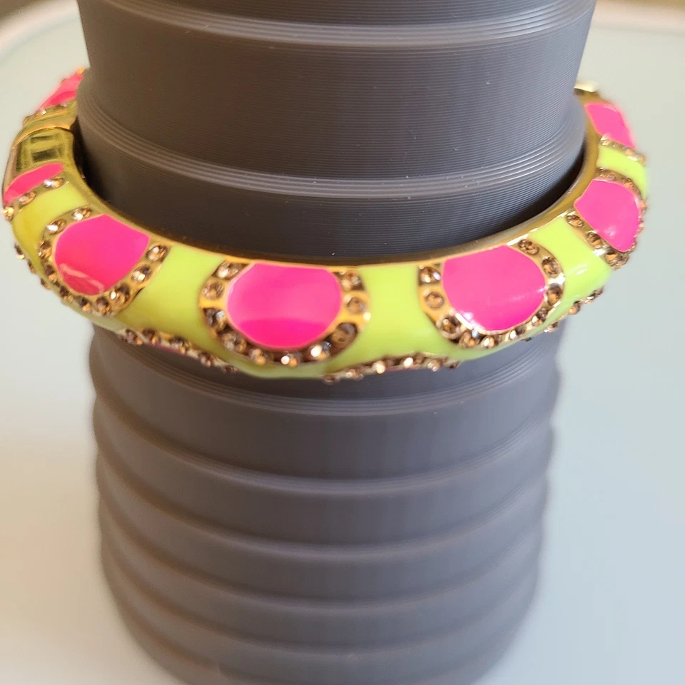 BRAZALETE BRAZALETE CON BISAGRAS ESMALTE VERDE ROSA NEÓN KATE SPADE CON ESTRÁS BELLEZA Foto 4 de 4