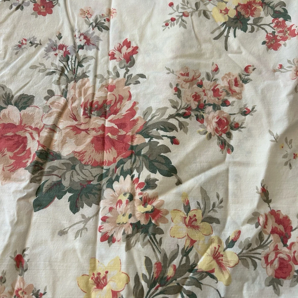 Ralph Lauren Juego de Sábanas King "Enagua" Floral Plano + Ajustable + Estuche King Foto 2 de 4