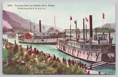 Postcard Excursion Boats on Columbia River, Oregon, on O R & N Co A10878