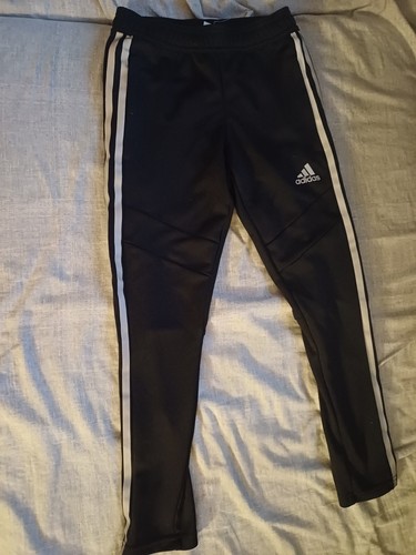 Adidas Trainingshose 7-8 Jahre