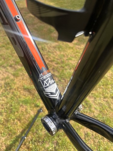 Sensa Trentino SL Road Frame – 56cm Aluminium | Bontrager Saddle + Aero Bars - Picture 12 of 14