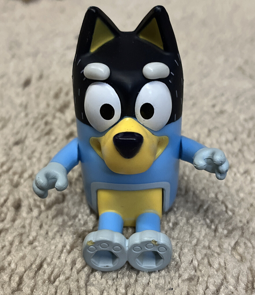 Disney Bluey Heeler Bandit Dad Action Figure And Bingo Dog