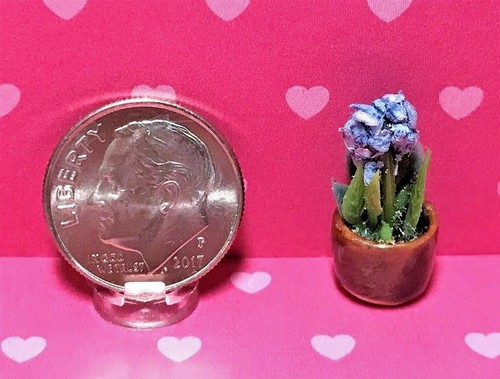 Dollhouse Miniature Plant #4- Small - Can Be Used for Any Scale Depending on Use - Picture 5 of 5