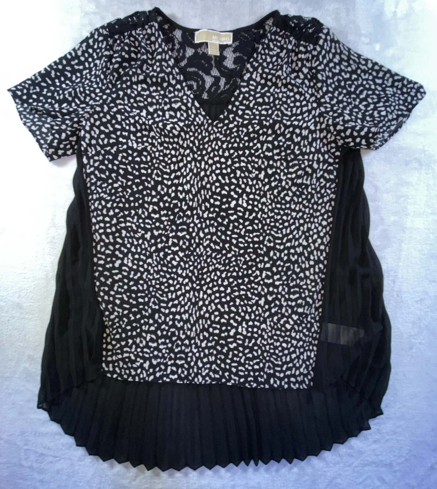 Top Michael Kors XS stampa animalier S S nero trasparente pizzo plissettato schiena orlo alto basso