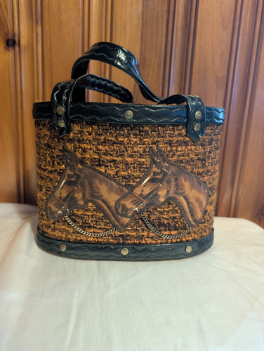 Rare Unique Vintage Handmade Purse with Horses Brass Chains Lined - Picture 9 of 18
