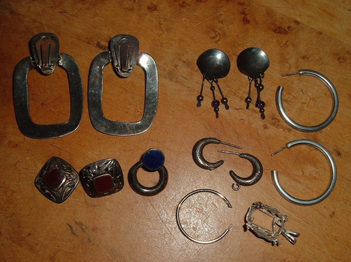 VINTAGE 925 STERLING SILVER MIXED WEAR REPAIR SCRAP EARRINGS ESTATE LOT 33.3 GRS