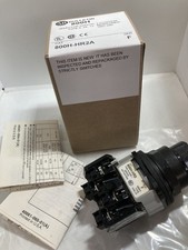 ALLEN BRADLEY 800H-HR2A SELECTOR SWITCH 2 POS MAIN 1NO/1NC SERIES F NIB