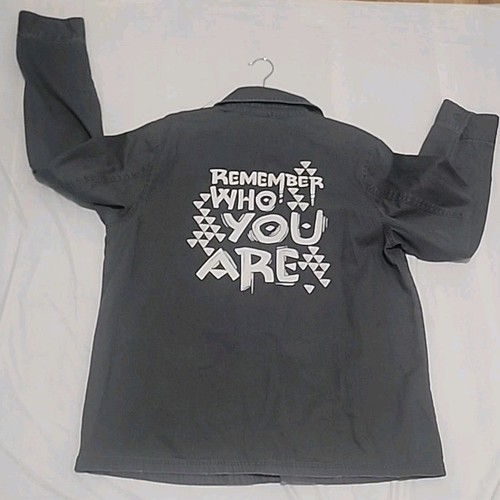 Chaqueta Disney Her Universe Rey León Mujer Talla XXL Gris Recuerda Quién Eres - Imagen 5 de 12
