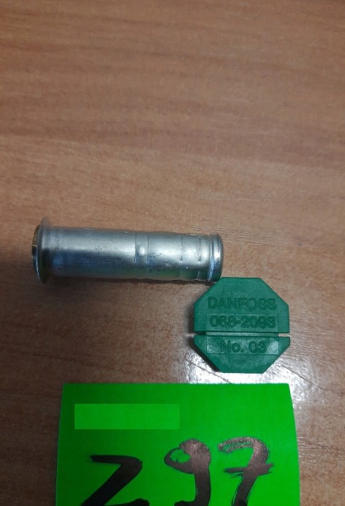 Danfoss 03 068-2093