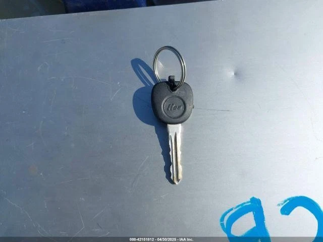 Used Rear Back Glass fits: 2011 Chevrolet Silverado 1500 pickup fixed heated w/p Foto 2 de 4