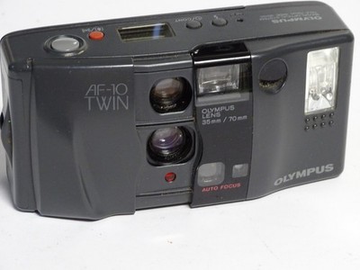 Olympus AF-10 Twin analoge Point&Shoot Kamera 35/70 mm Objektive