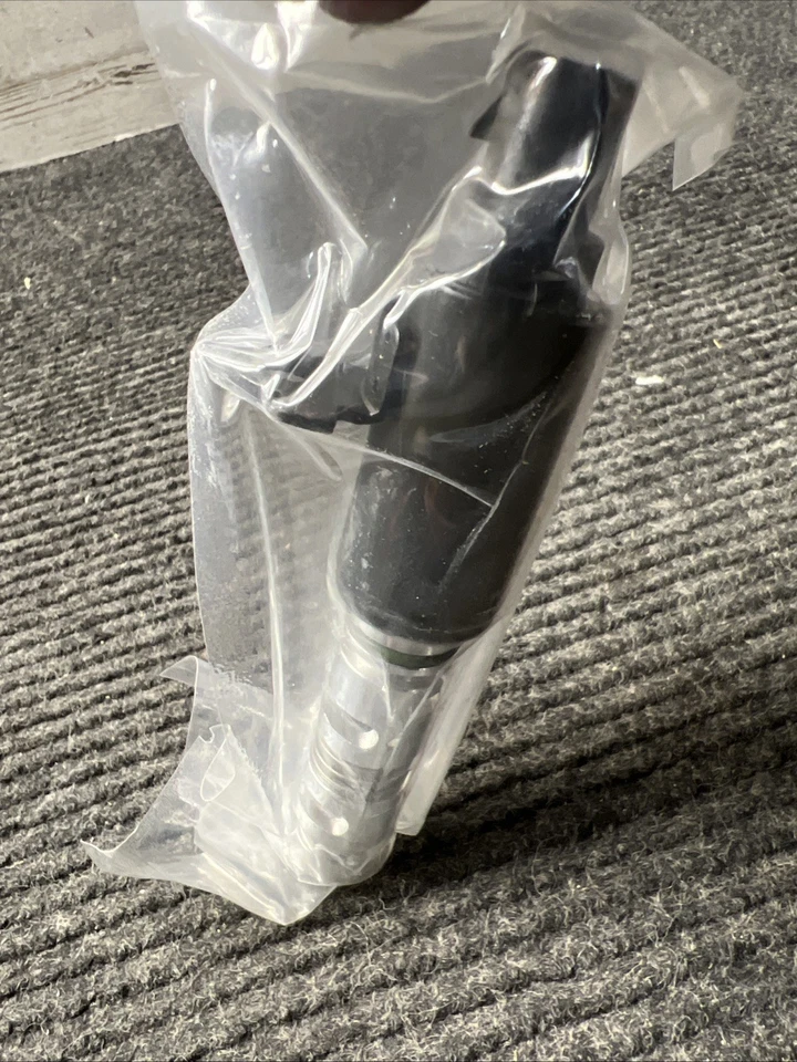 Соленоид фаз газораспределения впуска двигателя TRQ Hyundai Kia новый VTA93575 - Изображение 4 из 4