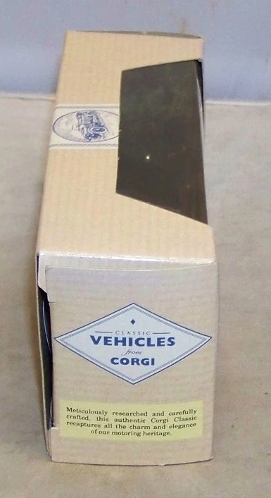 1:43 CORGI CLASSIC VEHICLES JAGUAR E TYPE SOFT TOP GREEN 98120 MIB - Image 4 of 4