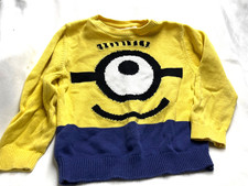 Lot 4355- Boy's DISPICABLE ME Minion Sweater - Size 4-5 yrs