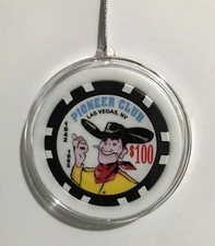 Pioneer Club Las Vegas $100 Poker Chip Christmas Ornament Holiday Casino Vic