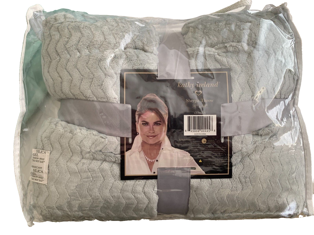 NEW Flannel Fringed Throw Kathy Ireland Home 50