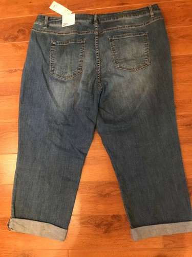 NWT LANE BRYANT SIZE 20 REGULAR ESSENTIAL STRETCH DIST GIRLFRIEND CROP JEANS - Picture 7 of 9