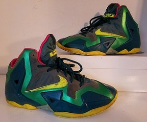 lebron 11 grade school