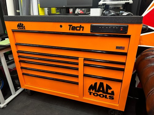 mac tools tool box bought in 2020,slightly used , never used on garage. - Picture 3 of 6