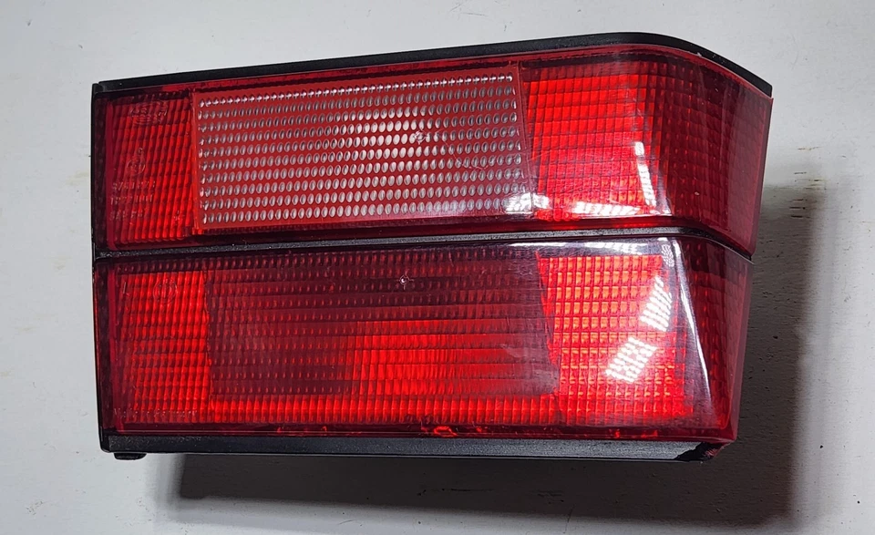 ✅1989-1995 BMW 525 530 535 540 driver lanterna traseira interna esquerda 1389015L✅ - Imagem 3 de 4