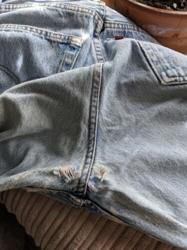 Womens Vintage Levi 501s Circa 1990's W32 L32 Light Blue Made in France Worn Con - Picture 8 of 12