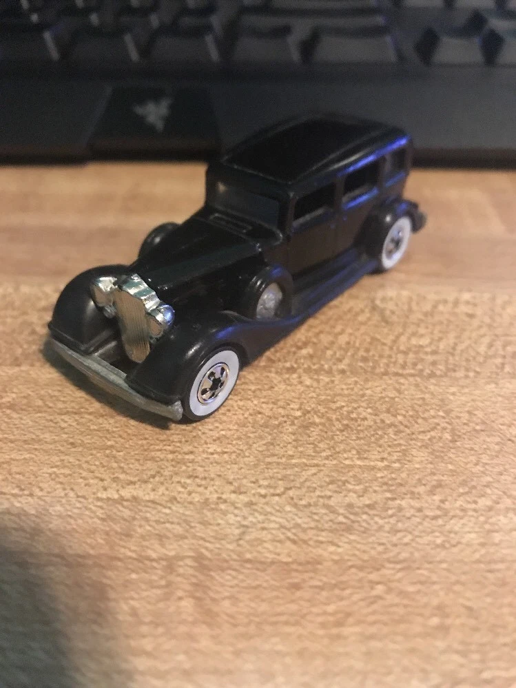 HOT WHEELS BLACK CLASSIC PACKARD WW HONG KONG 1982