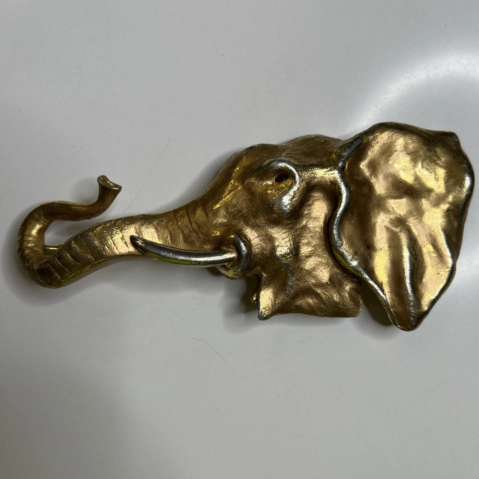 Christopher C Ross 1980 Elefante Grande Placa de Oro Hebilla Realista Firmada Foto 2 de 4