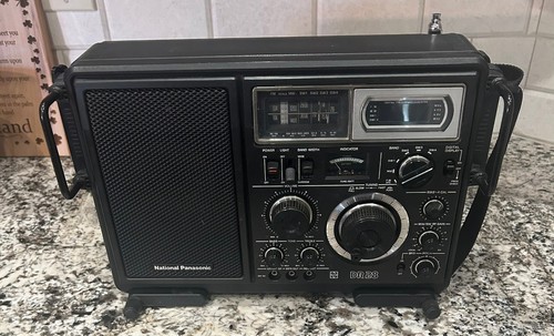 National Panasonic RF-2800B FM/LW/MW/SW1-3 Receiver DR28 Radio