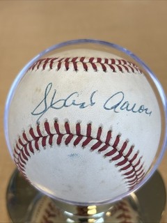 Hank Aaron Baseball Ball Beckett Holo Autographed Braves HOF Signed Braves