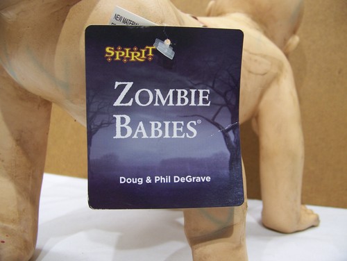 Spirit Halloween Static Prop Zombie Babies Conjoined Twins Phil & Doug Degrave - Picture 7 of 7