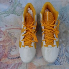 Under Armour Fierce Phantom Mid MC Men's Baseball/Football Cleats ....