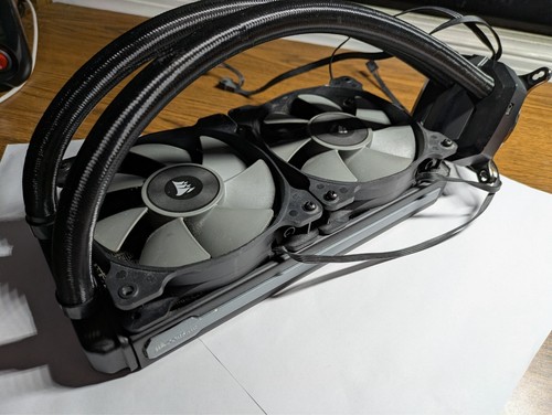 Corsair Liquid Cooling AIO H100i CPU Cooler CW-9060025-WW - Afbeelding 4 van 5